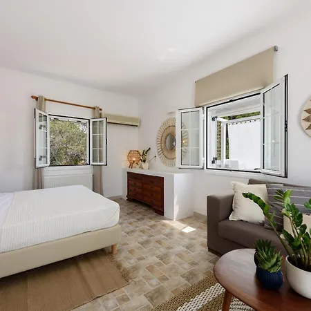 Sunset House For Friends Or Families Above Parikia Apartment