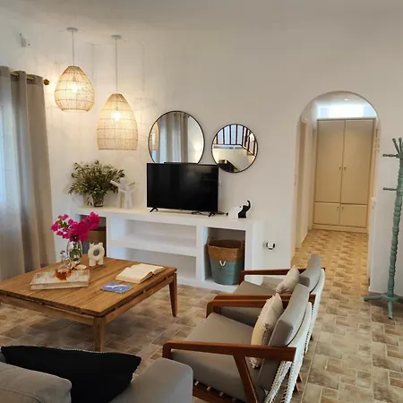 Sunset House For Friends Or Families Above Parikia Apartment *